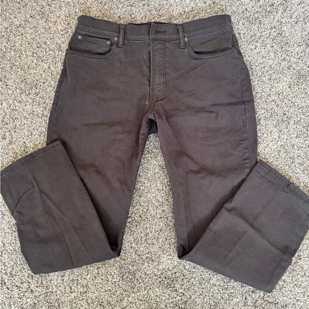 Men’s Lucky Brand Gray Jeans straight leg size 33-30